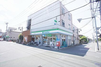 ファミリーマート 春日部一ノ割店 470m(-)