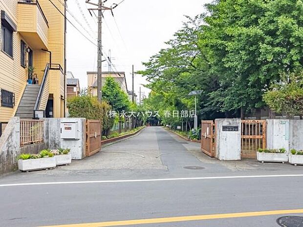 草加市立川柳中学校(約850m)