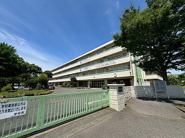 志木第二中学校（約220m）
