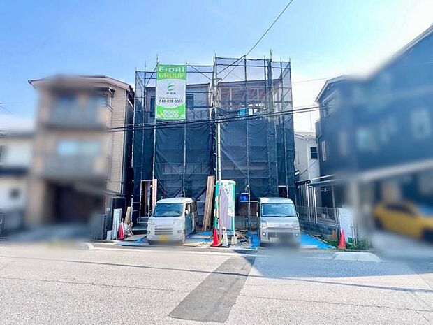 【現地※2026.7月撮影】◆前面ゆとりの11m道路!建築中現地と合わせて近隣にある当社グループ施工の完成住宅をご案内いたします!