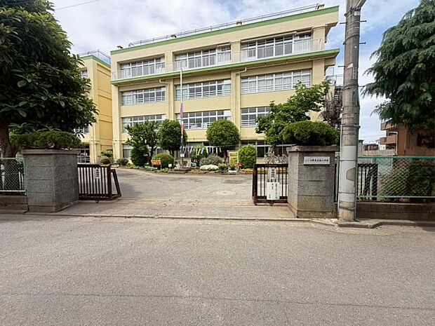 ふじみ野市立西小学校(約800m)