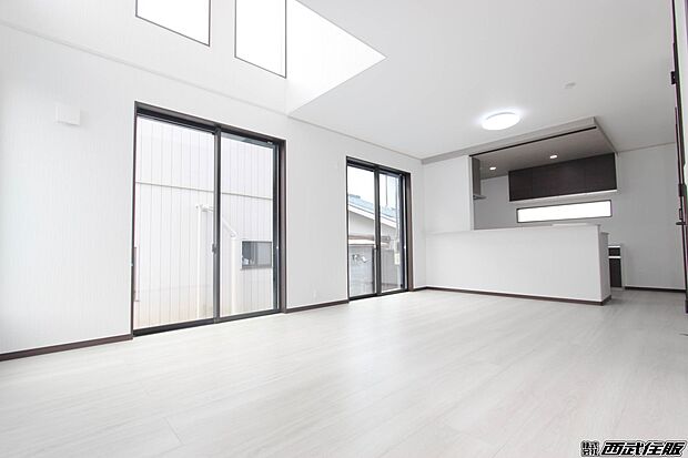 【内観】【リビング(施工例)】自然と集まりたくなるリビングは家族の絆も深まります。