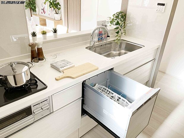 【非公開】【対面システムキッチン】開放的で明るく素敵なキッチンです。同仕様写真