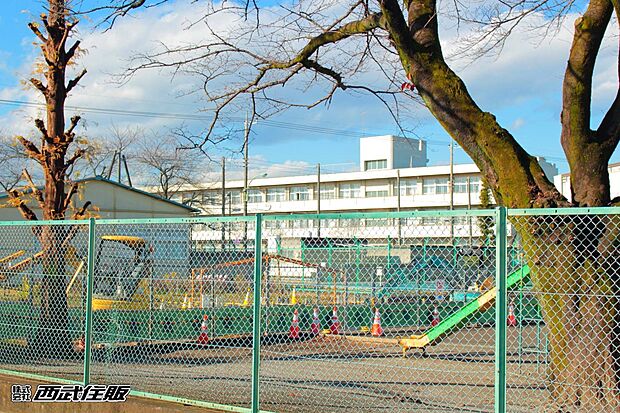 青梅市立新町中学校(約1,800m・徒歩23分)