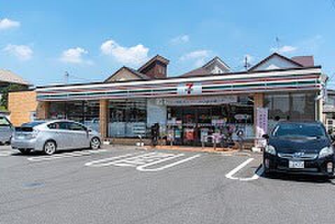 セブン-イレブン 福生熊川神社前店（約200m・徒歩3分）