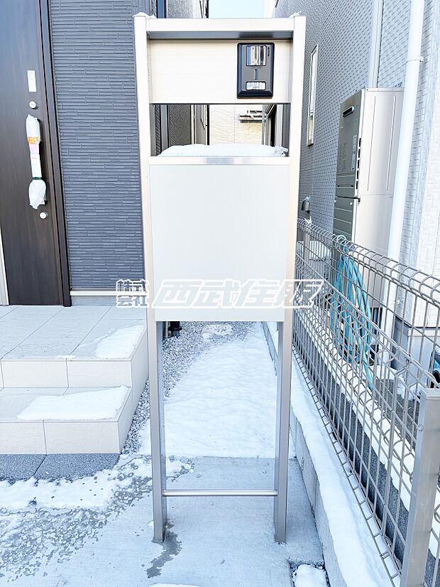 【玄関】【インターホン＆ポスト】スタイリッシュなポストですね！