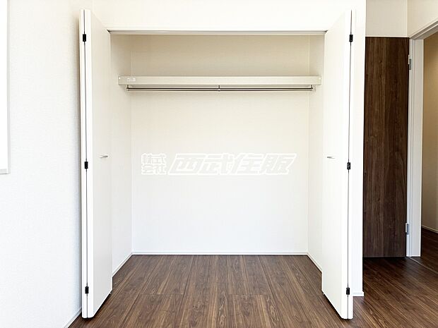 【収納】【2階・洋室】クローゼット