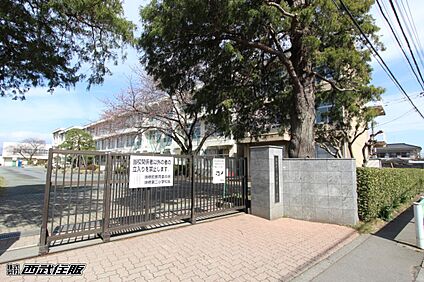瑞穂町立瑞穂第二小学校 890m(12分)