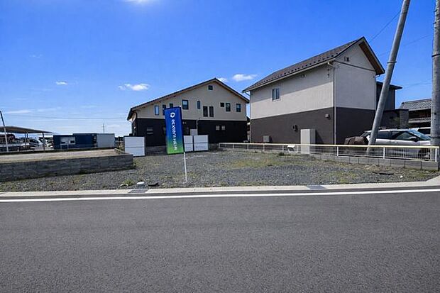 <5号地>変形部分もお花を植えたり物を置いたりと、敷地全体を無駄なく活かした住まいづくりが実現できます。撮影/2026.4撮影※明るさ補正済