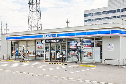ローソン長岡京神足柳田店 440m(6分)