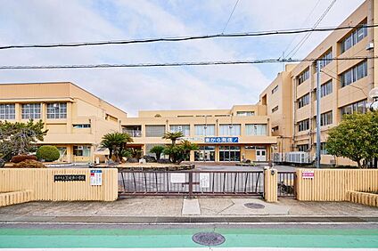 笠縫東小学校 930m(12分)