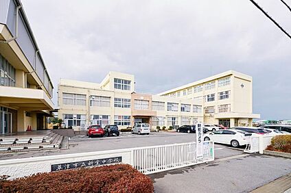 新堂中学校 1190m(15分)