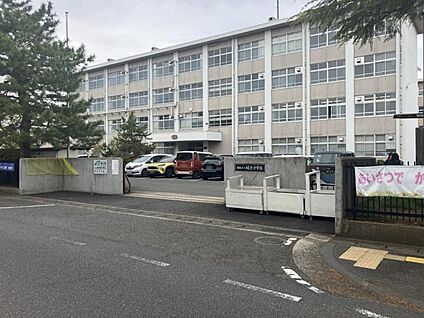 舞鶴立城北中学校 810m(11分)
