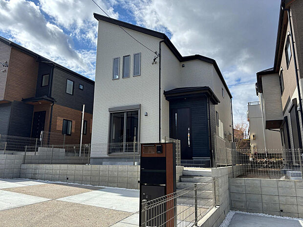 【完成外観（3号棟）】　