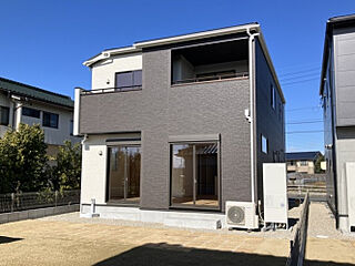 ブルーミングガーデン 愛西市東保町中2棟 外観