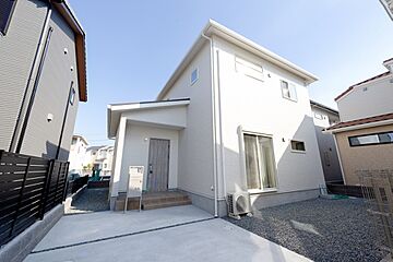 FreedomTown小松原 外観