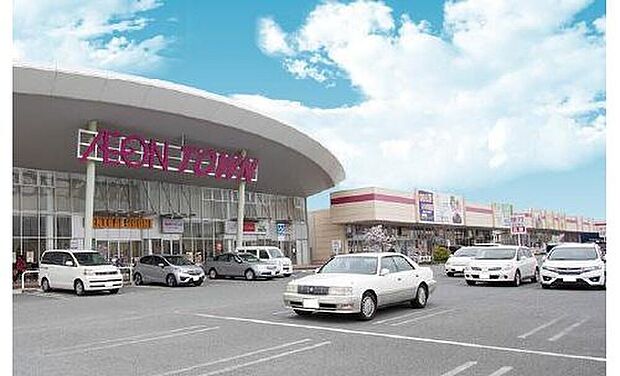 【イオンタウン加古川まで徒歩約5分~6分】多彩な店舗や医療機関などが揃うショッピングモールがすぐ!マックスバリュ 加古川西店まで徒歩約8~9分、コンビニまで徒歩約2分~3分。買い物便利な立地です。