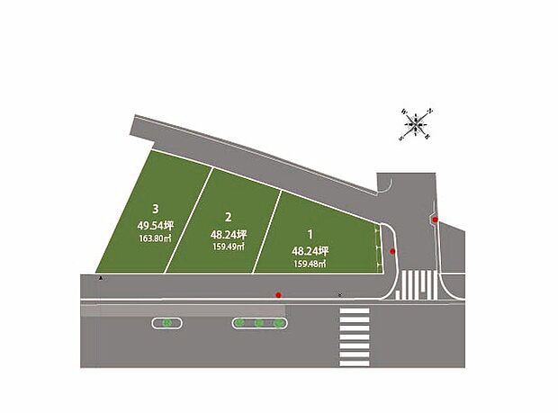 【SmileTown伊保駅前II】約48~49坪超×総3区画!東西の2方が道路に面し、東側の県道は約30m幅。歩道や自動車道が整備されています。こども園や公園まで徒歩約2分で子育てにやさしい環境です。