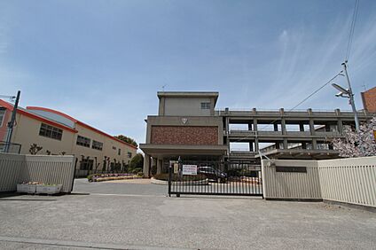 加古川市立加古川小学校 約1100m～1200m(徒歩約14分～15分)