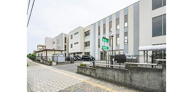 前橋市立元総社南小学校（約1,400m）