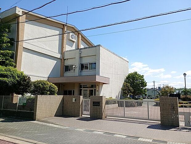 名古屋市立平田小学校まで1180m