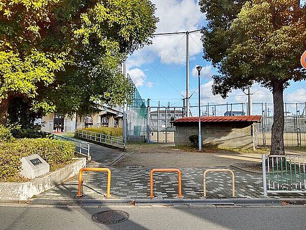 矢田公園まで656m