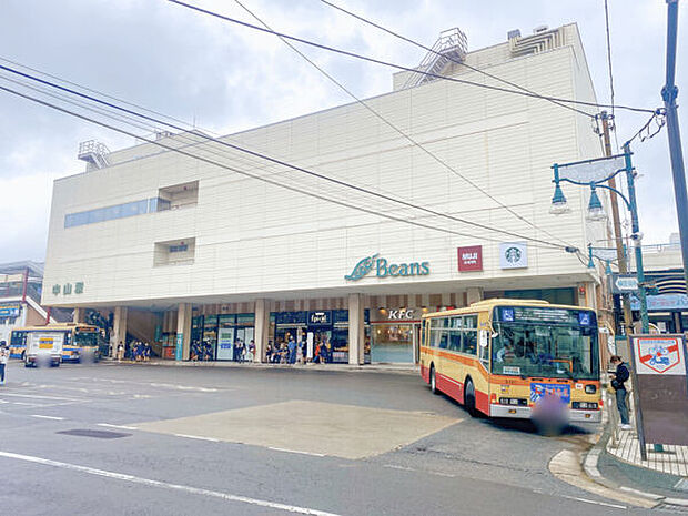 JR「中山」駅まで1360m