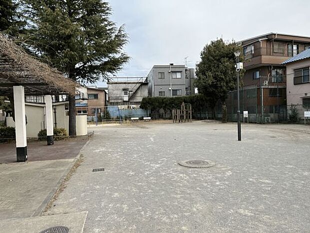 西新井第二児童遊園まで1273m