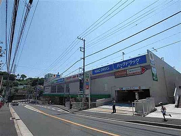 サミット権太坂スクエア店まで1296m