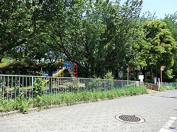 菅さくら公園まで1491m