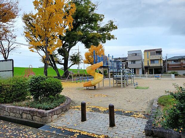 上園公園まで364m