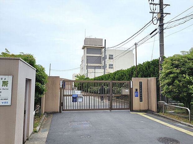 堺市立美原西中学校まで1036m