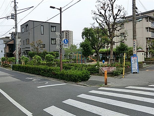 むつみ児童遊園まで147m