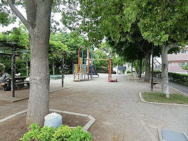 当代橋児童遊園まで1481m