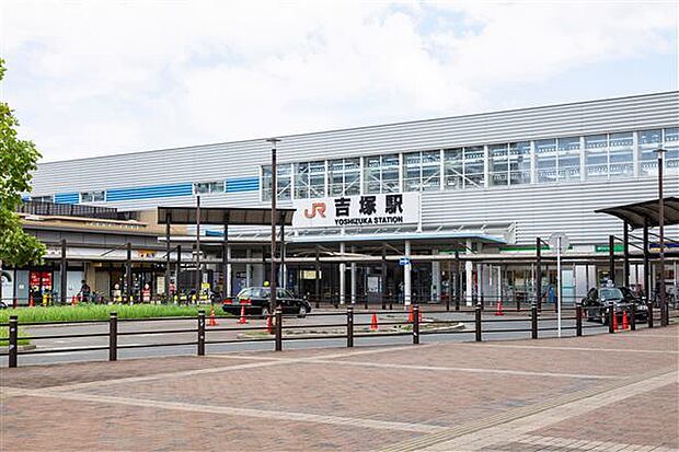 鹿児島線「吉塚」駅まで960m
