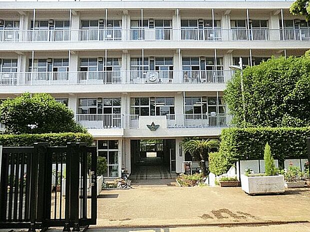 習志野市立実花小学校まで1655m