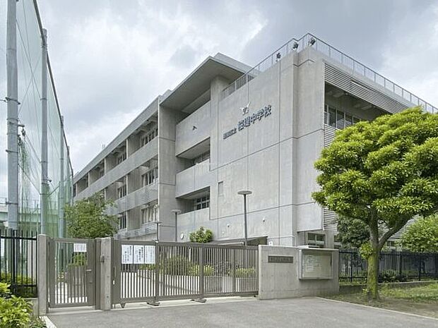 墨田区立桜堤中学校まで1336m