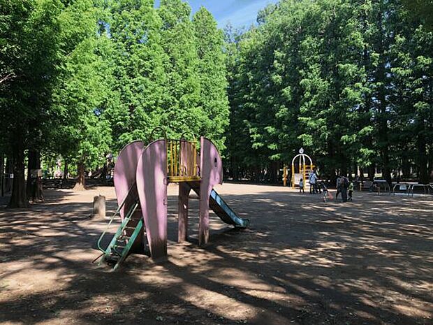 別所沼公園(約371m)