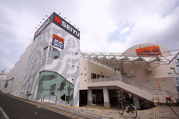 西友鳴海店(約803m)