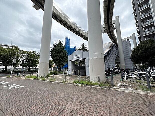 千葉都市モノレール「栄町」駅(約1,360m)