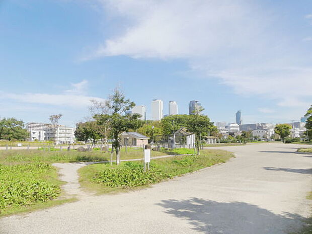 米野公園(約1,049m)