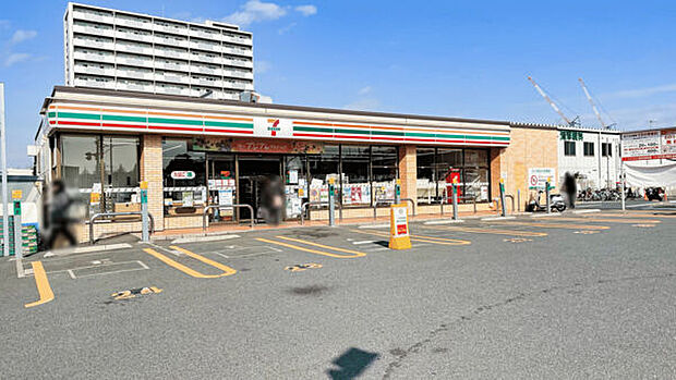 セブンイレブン 江東新砂3丁目店(約1,087m)