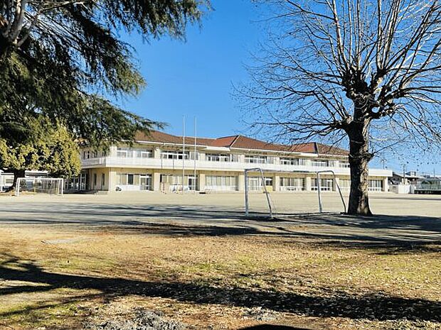太田市立太田小学校(約1,412m)