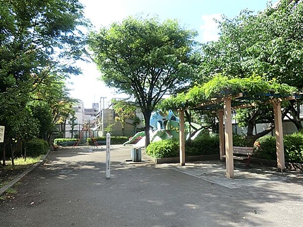 堀切東公園（約987m）