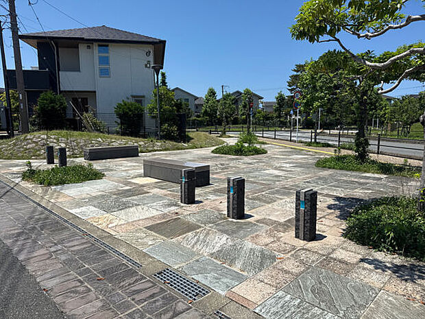 サイドパーク（約520m）