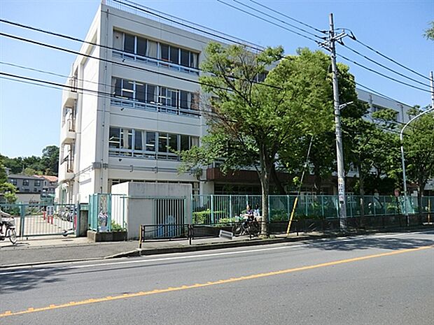 川崎市立野川小学校（約1,214m）
