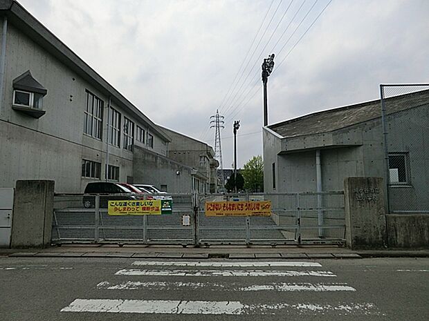 川口市立辻小学校（約1,034m）