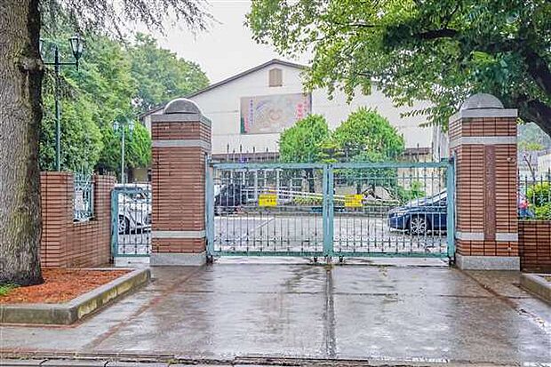 さいたま市立南浦和小学校（約326m）