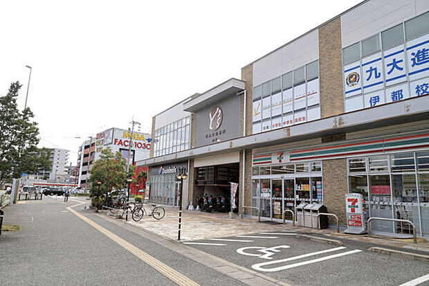 ワイズガーデン伊都（約993m）