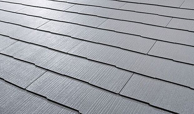 【YKKAP「ピタットキー」】ハンドルボタンにタグキーを近づけて施開錠。専用アプリをインストールすれば、スマートフォンを鍵として利用することもできます。